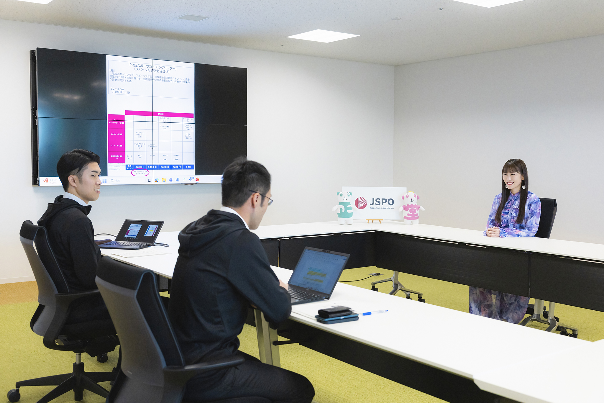 高城れにさん表敬訪問